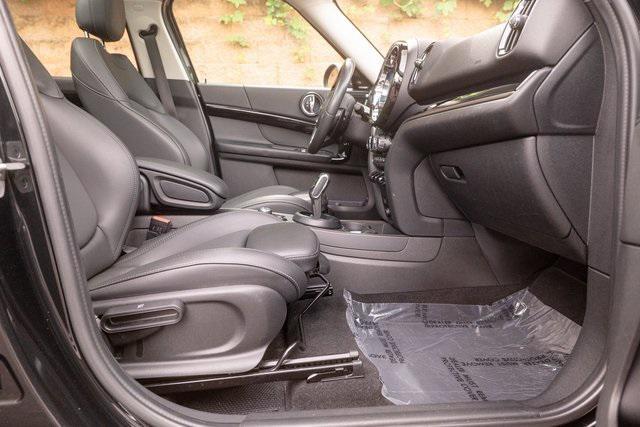 Photo of 2023 Midnight Black MINI Countryman