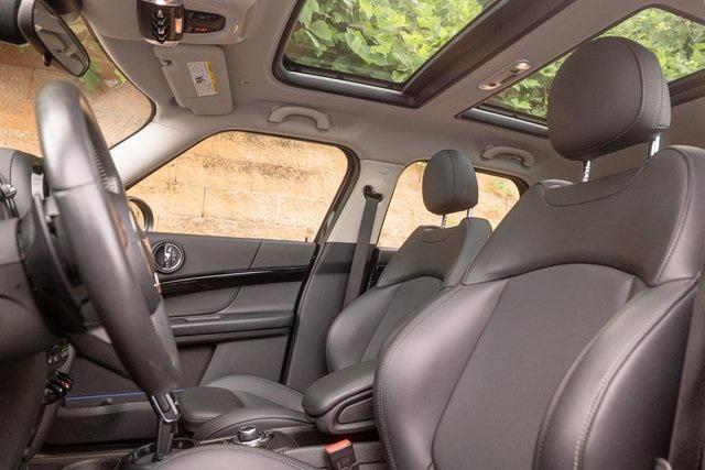 Photo of 2023 Midnight Black MINI Countryman