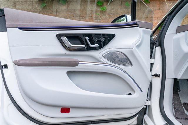 Photo of 2023 Mercedes-Benz EQS 450
