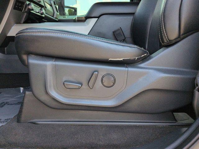 Photo of 2022 Agate Black Metallic Ford F-250
