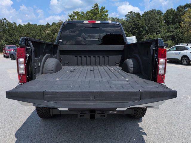 Photo of 2022 Agate Black Metallic Ford F-250