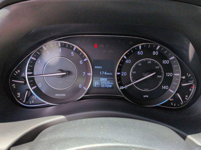 Photo of 2019 Pearl White Tricoat Nissan Armada