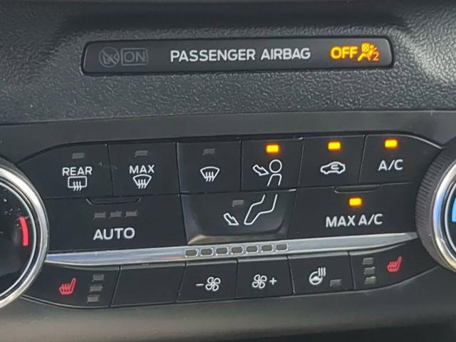 Photo of 2023 Carbonized Gray Metallic Ford Escape