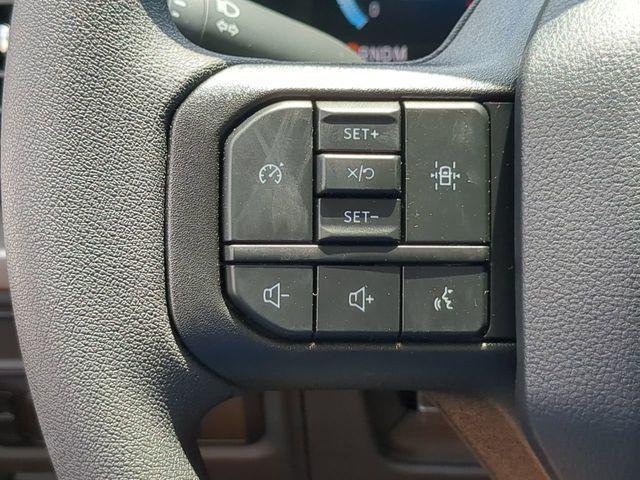 Photo of 2025 Oxford White Ford F-150