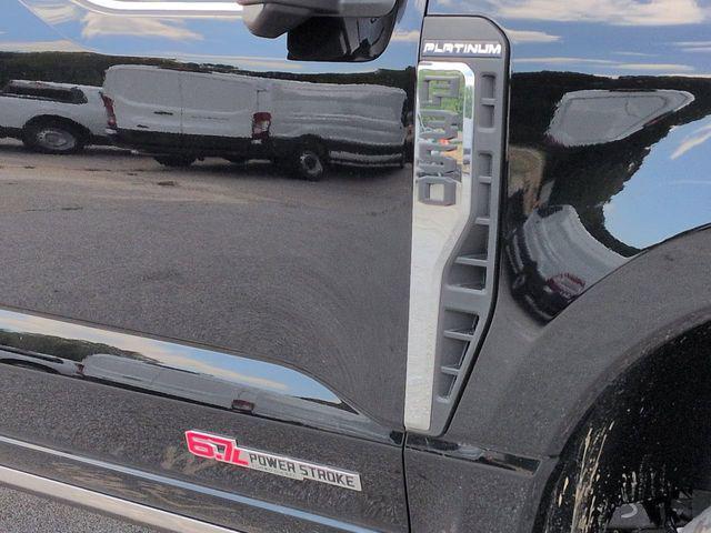 Photo of 2025 Agate Black Metallic Ford F-350