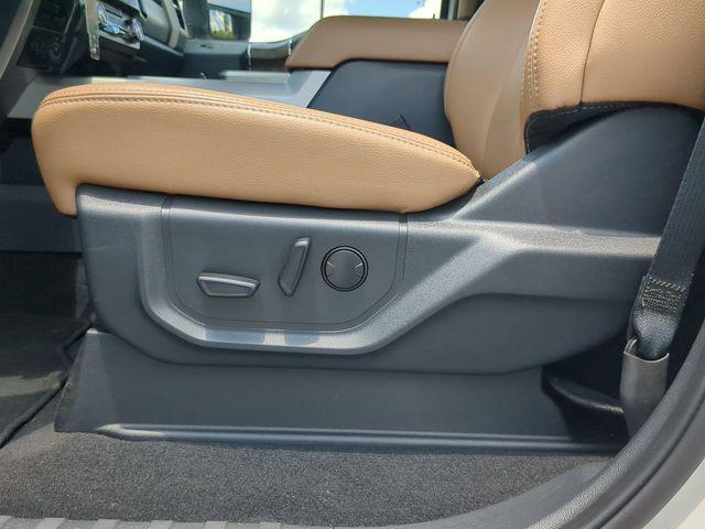 Photo of 2022 Star White Metallic Tri-Coat Ford F-250