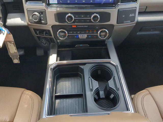 Photo of 2022 Star White Metallic Tri-Coat Ford F-250
