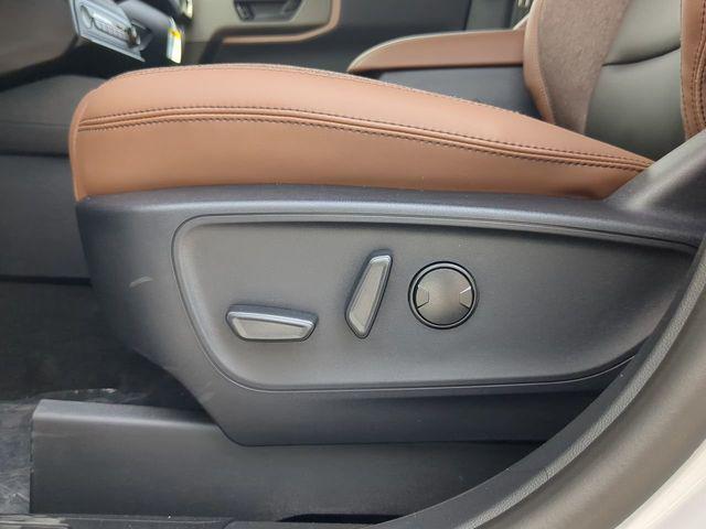 Photo of 2025 Oxford White Ford Bronco Sport
