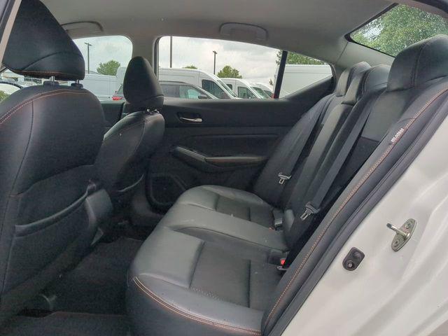 Photo of 2021 Pearl White Tricoat Nissan Altima