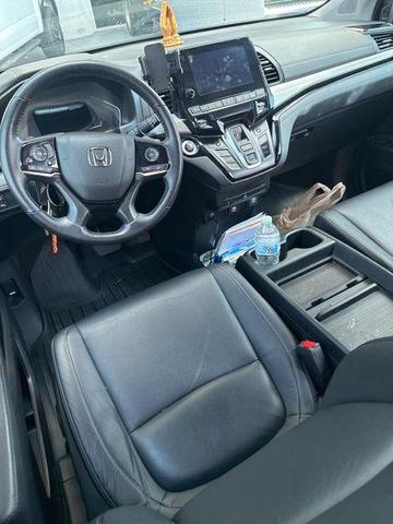 Photo of 2023 Sonic Gray Pearl Honda Odyssey