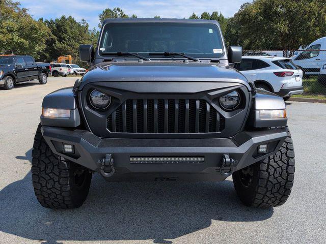 Photo of 2021 Granite Crystal Metallic Clearcoat Jeep Gladiator
