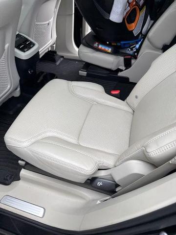 Photo of 2020 Onyx Black Metallic Volvo XC90