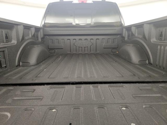 Photo of 2022 Black Ford F-150