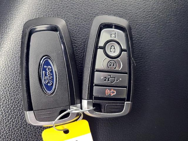 Photo of 2022 Black Ford F-150