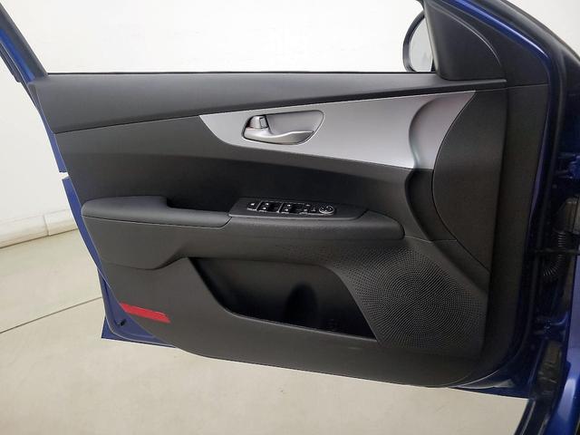 Photo of 2023 Blue Kia Forte