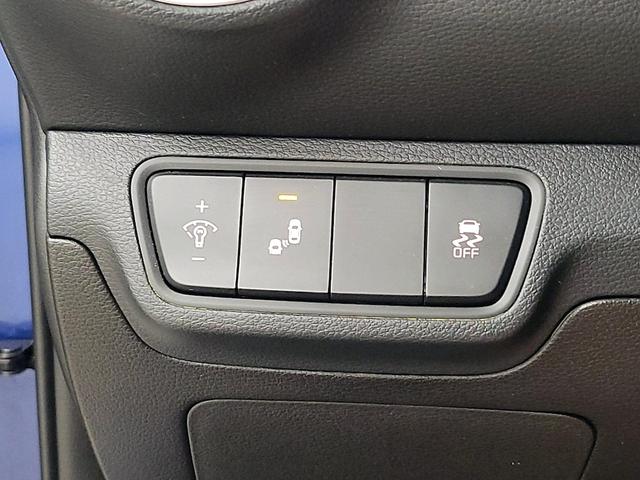 Photo of 2023 Blue Kia Forte