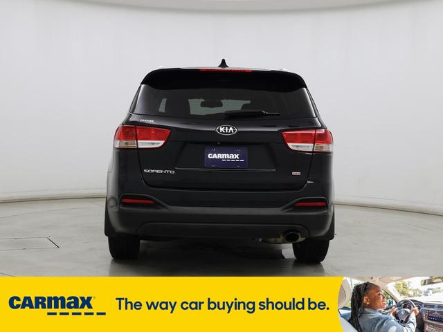 Photo of 2017 Black Kia Sorento