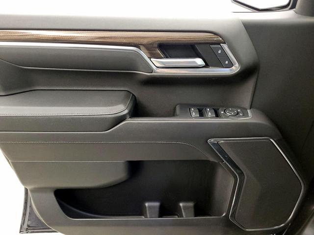 Photo of 2022 Gray Chevrolet Silverado 1500