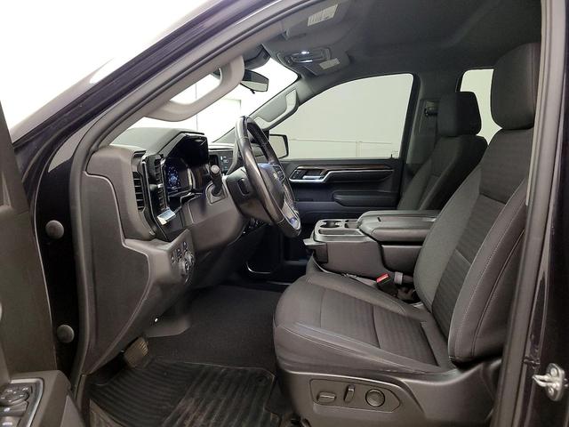 Photo of 2022 Gray Chevrolet Silverado 1500
