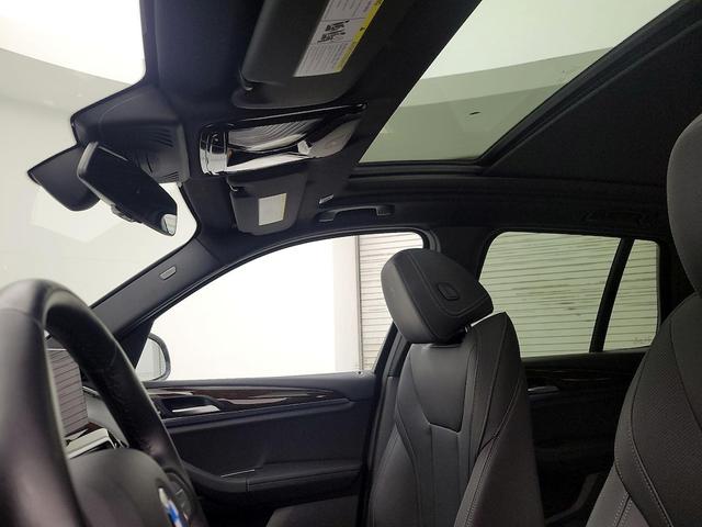 Photo of 2022 Black BMW X3