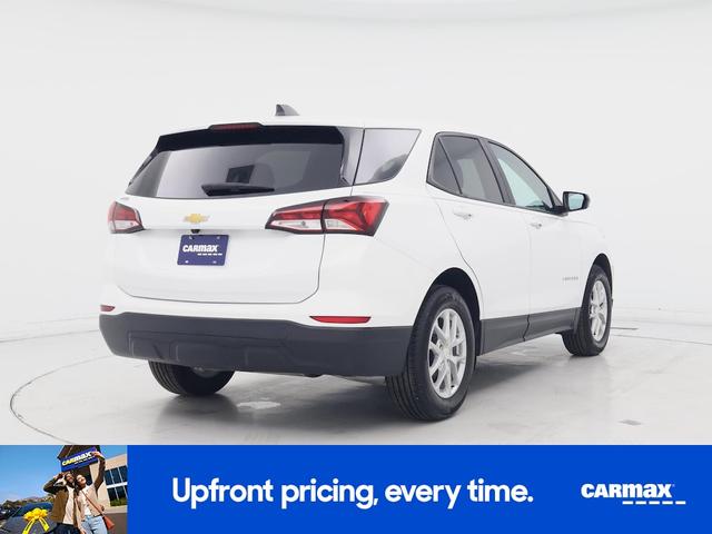 Photo of 2023 White Chevrolet Equinox