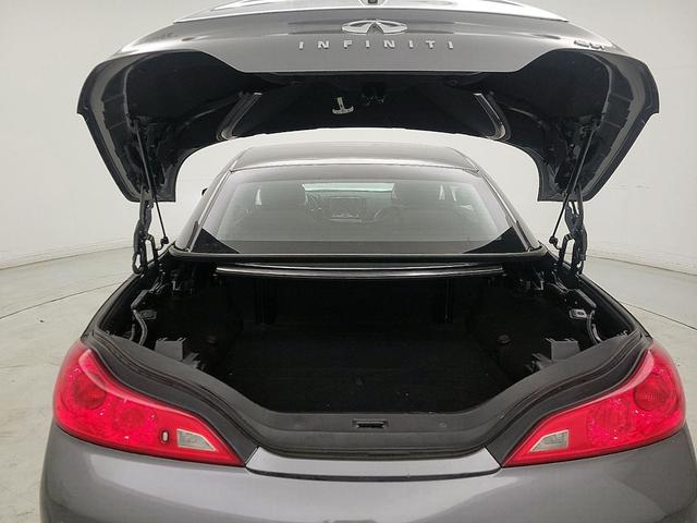 Photo of 2013 Silver INFINITI G37