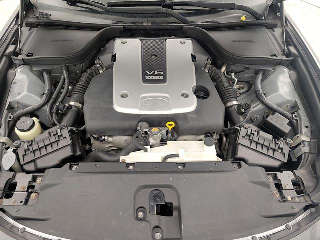 Photo of 2013 Silver INFINITI G37