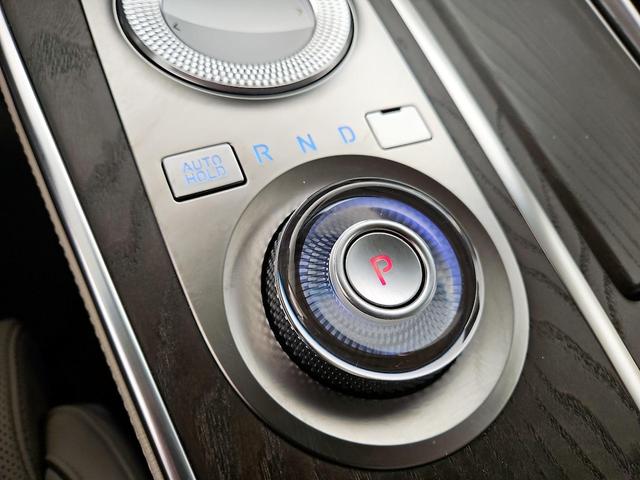 Photo of 2022 Black Genesis GV80