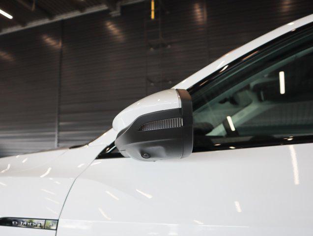 Photo of 2024 Glacier White Metallic Audi Q8 e-tron
