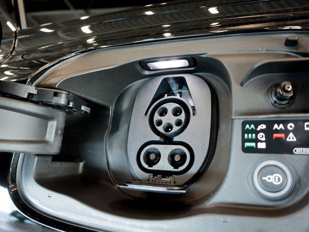 Photo of 2025 Mythos Black Metallic Audi Q6 e-tron