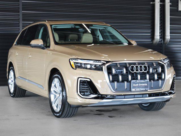 Photo of 2025 Sakhir Gold Metallic Audi Q7