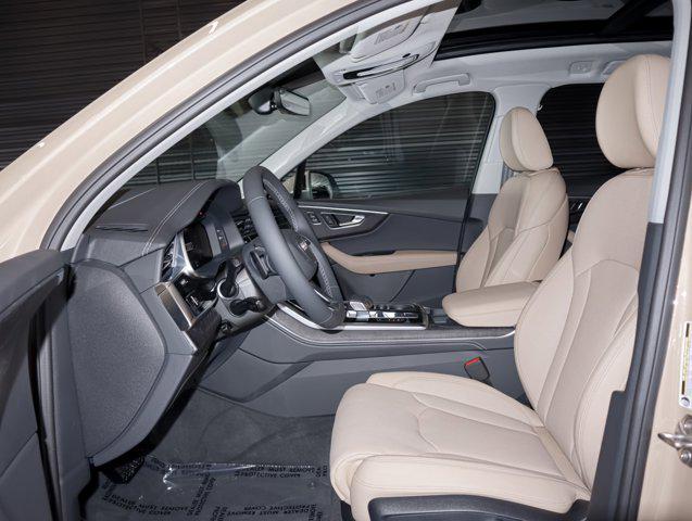 Photo of 2025 Sakhir Gold Metallic Audi Q7