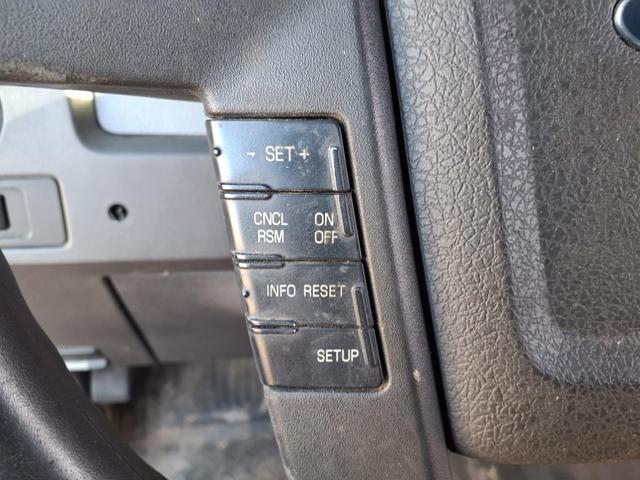 Photo of 2014 Oxford White Ford F-150