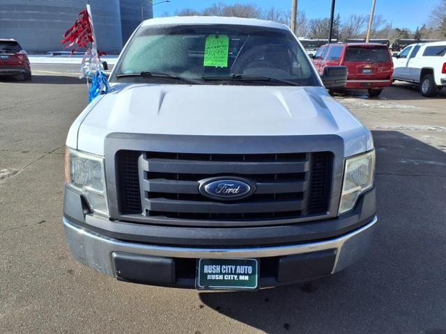 Photo of 2014 Oxford White Ford F-150