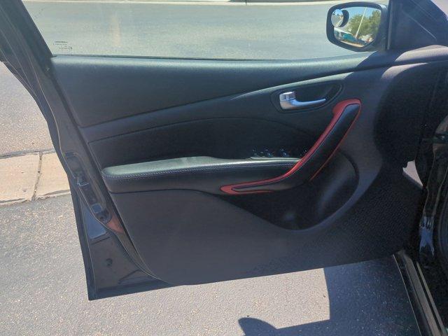 Photo of 2015 Pitch Black Clearcoat Dodge Dart