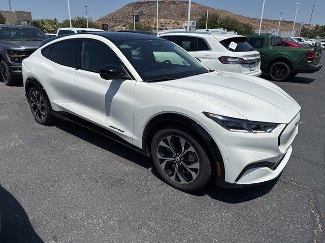 Photo of 2021 White Metallic Ford Mustang Mach-E