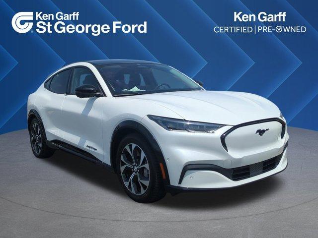 Photo of 2021 White Metallic Ford Mustang Mach-E