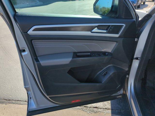 Photo of 2023 Pyrite Silver Metallic Volkswagen Atlas