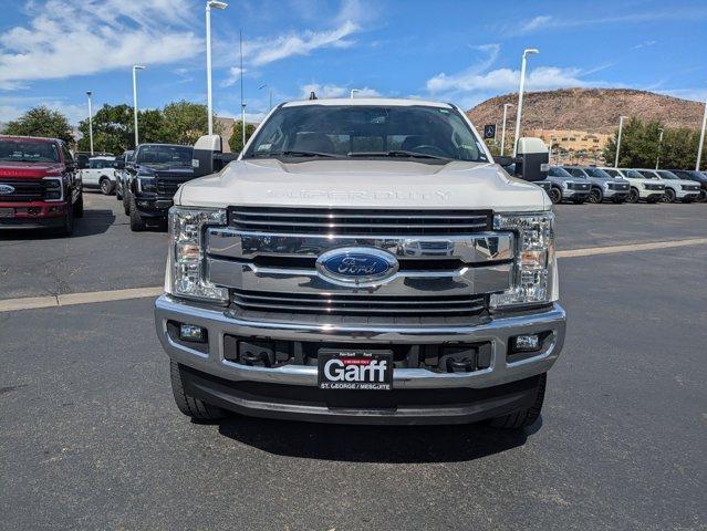Photo of 2019 White Platinum Ford F-250