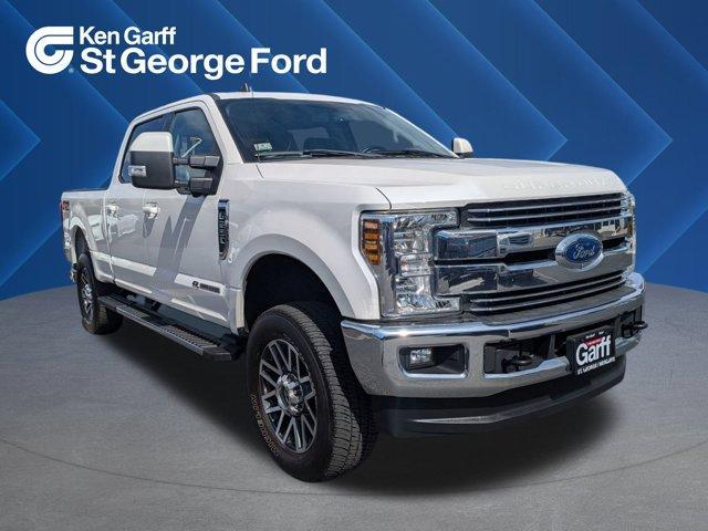 Photo of 2019 White Platinum Ford F-250