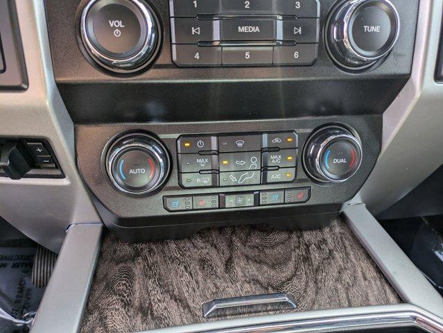 Photo of 2019 White Platinum Ford F-250