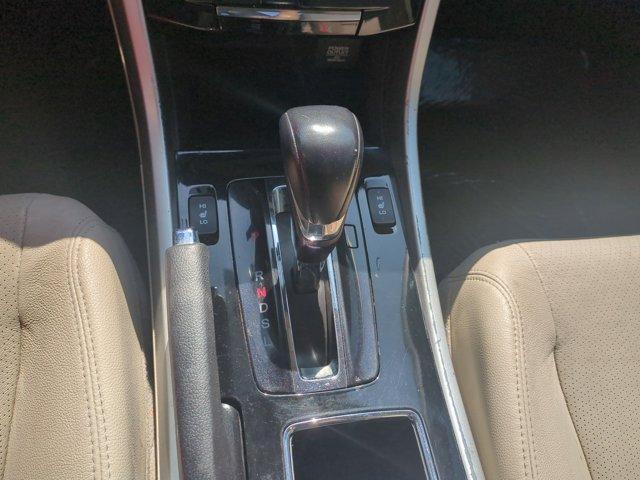 Photo of 2017 White Honda Accord