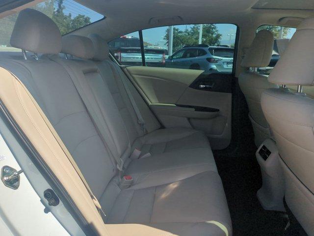 Photo of 2017 White Honda Accord