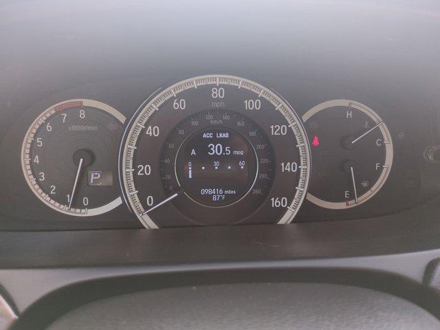 Photo of 2017 White Honda Accord