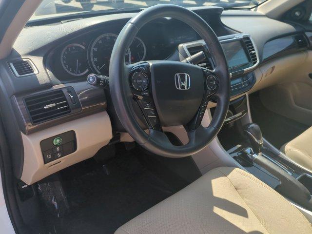 Photo of 2017 White Honda Accord