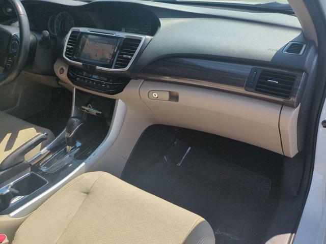 Photo of 2017 White Honda Accord