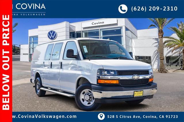 2022 Chevrolet Express 2500