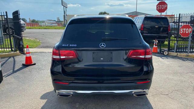 Photo of 2016 Black Mercedes-Benz GLC 300