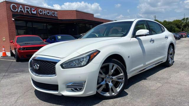 2015 Infiniti Q70L