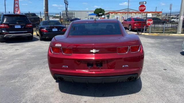 Photo of 2010 Red Chevrolet Camaro